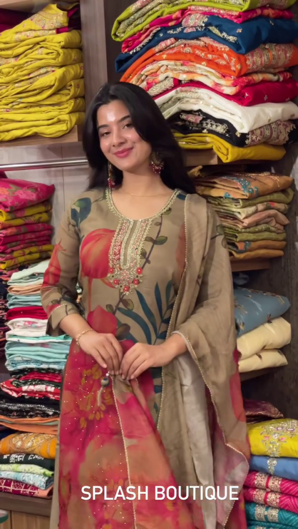 Elegant Floral Suit: A Perfect Fusion of Tradition and Modernity