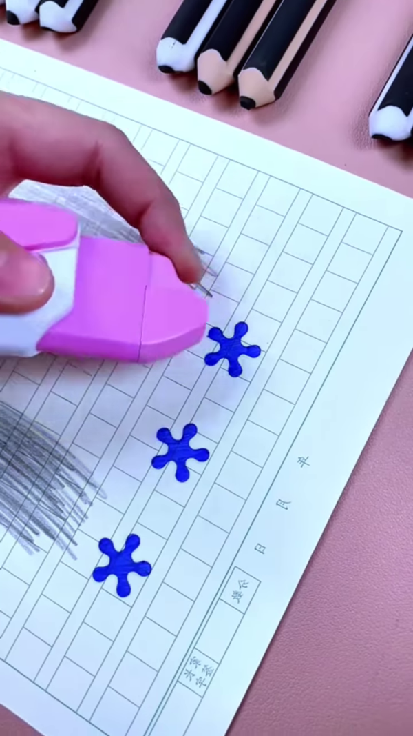 Creative Dual-Edge Cartoon Eraser – Smooth, Fun & Super Effective! - Image 2