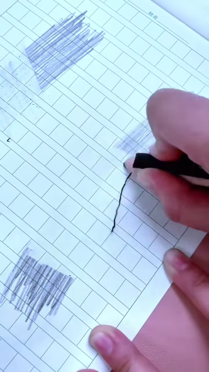 Creative Dual-Edge Cartoon Eraser – Smooth, Fun & Super Effective! - Image 3