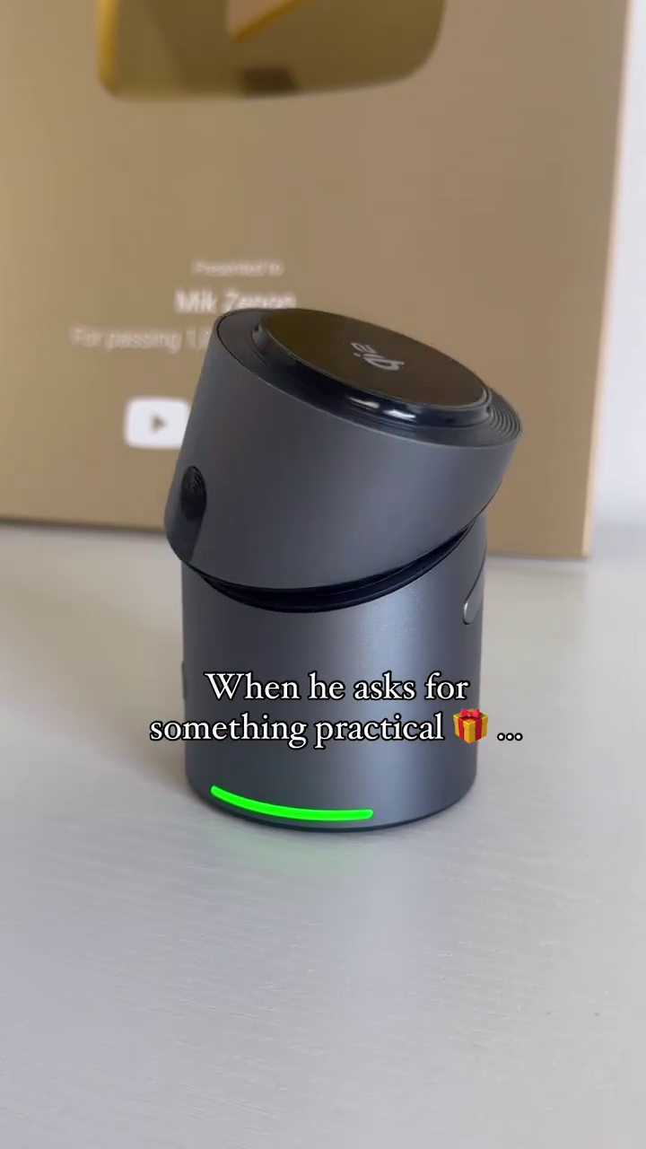 🔌 3-in-1 Magnetic Wireless Charging Station – Power Up in Style!