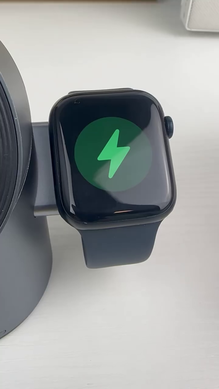 🔌 3-in-1 Magnetic Wireless Charging Station – Power Up in Style! - Image 3