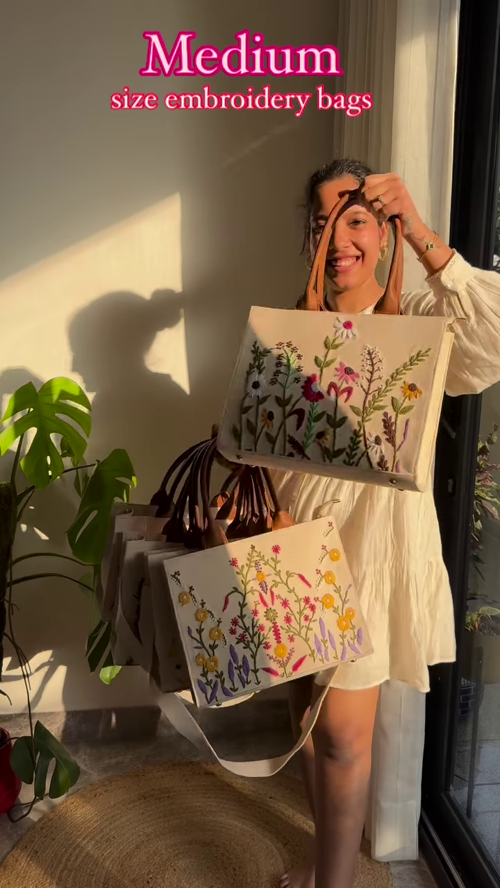 🌸 Medium Embroidered Tote Bags – Handcrafted Floral Elegance