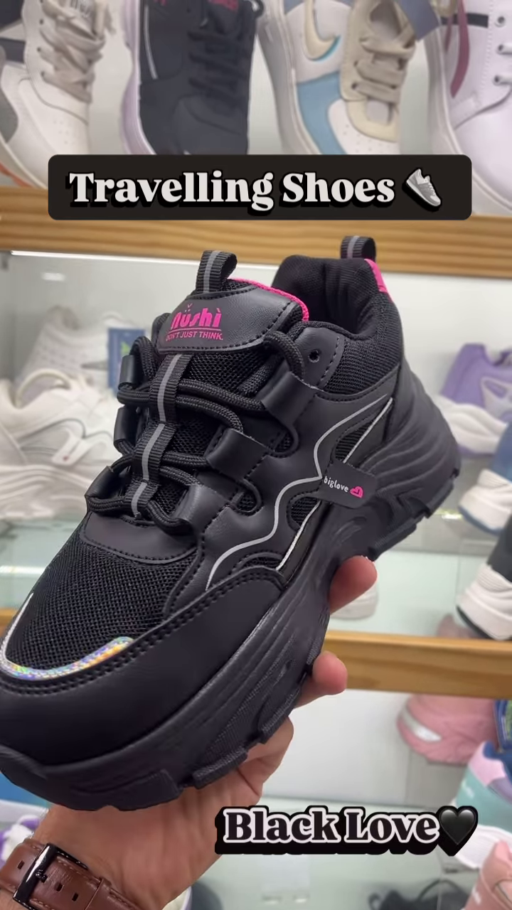 🖤 “Black Love” Chunky Travelling Sneakers – All-Day Comfort Meets Bold Style