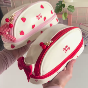 🎀 Pinteresty Bow Pouch – Sweet, Soft & So Aesthetic 🍓