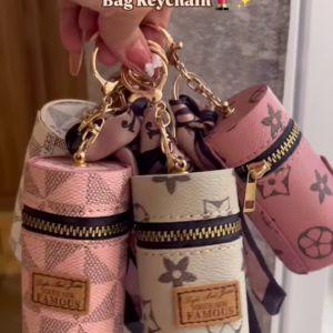 ✨ Stylish Multipurpose Organizer Bag Keychain – Compact & Chic Storage for On-the-Go Essentials 💄💰