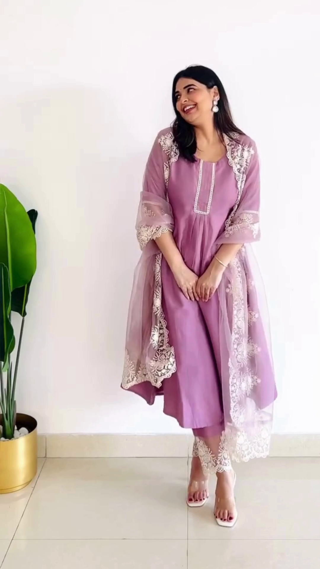 A Curated Collection of Traditional and Chic Designs - Elegancy - Image 6