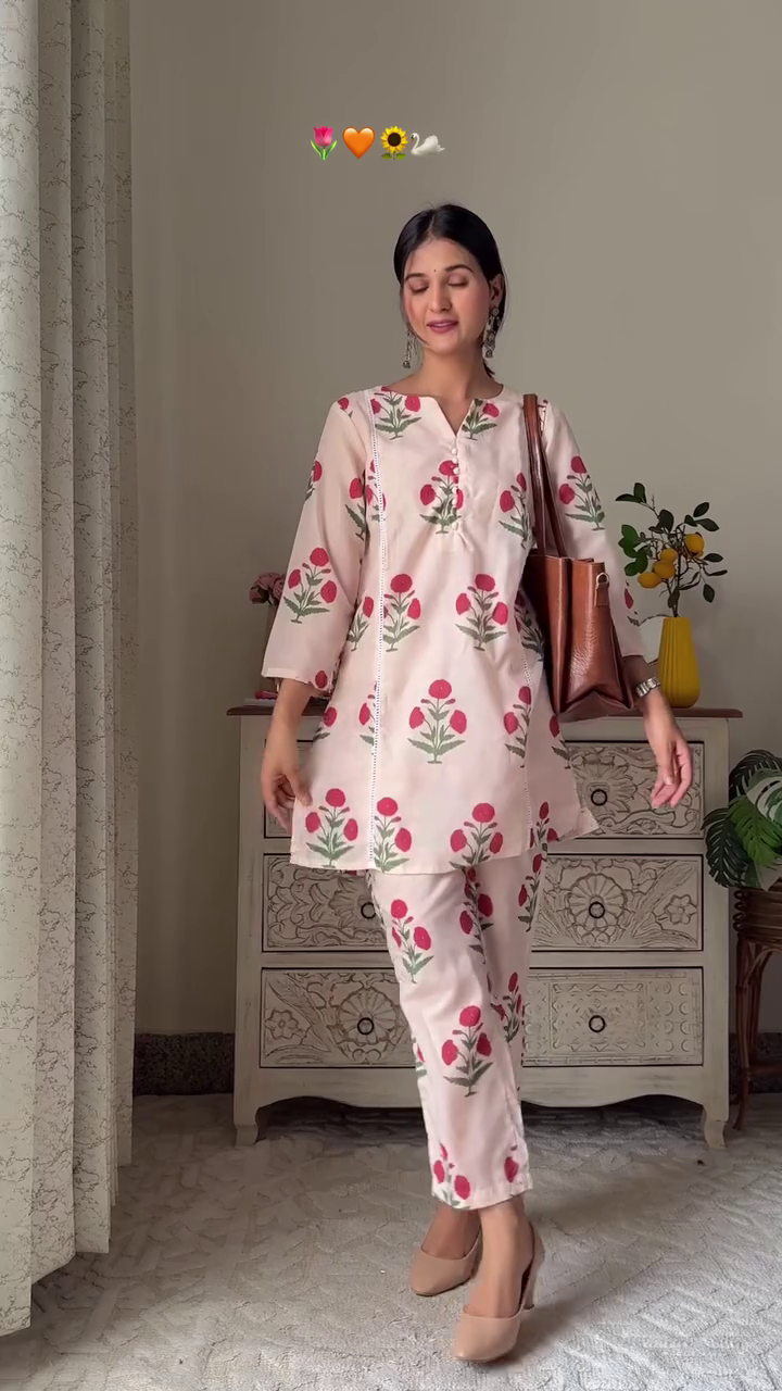 Elegant Midnight Black Straight Kurta Set with Beige-Pink Geometric Ikat Print Dupatta and Matching Trousers - Image 3
