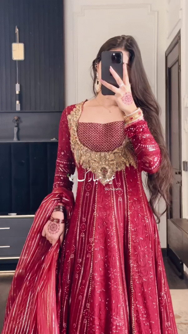 ❤️ Velvet Rose Festive Ensemble | Eid & Wedding Perfection 💫 - Image 4