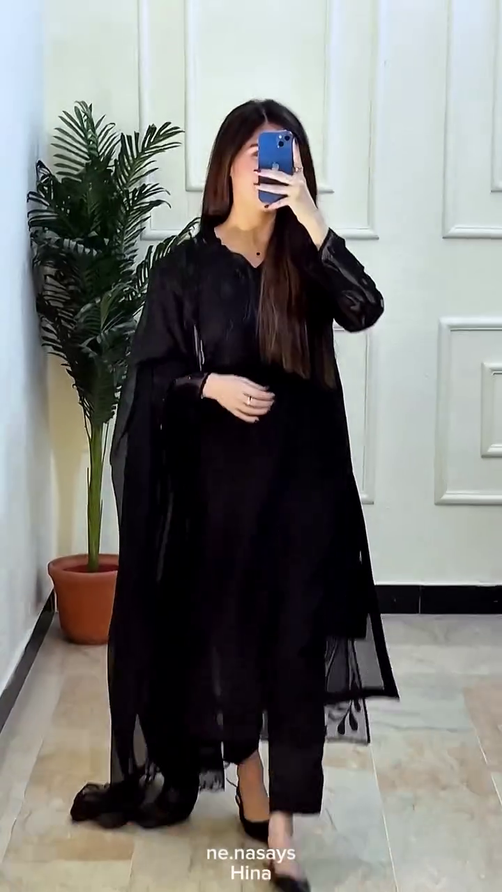Timeless Classic Black Three-Piece Kurta Set with Dupatta – Elegant Solid Black Outfit for Party, Festive & Casual Wear 🖤👗✨