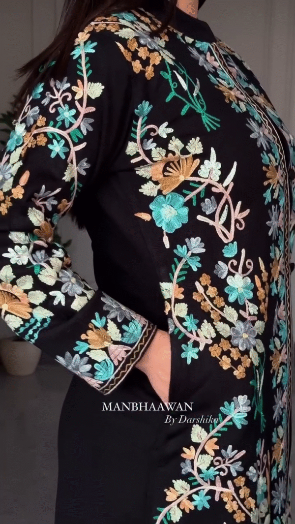 Black Floral Kashmiri-Style Embroidered Jacket Kurta – Winter Festive & Elegant Occasion Wear Outfit 🖤🌸🪡 - Image 4
