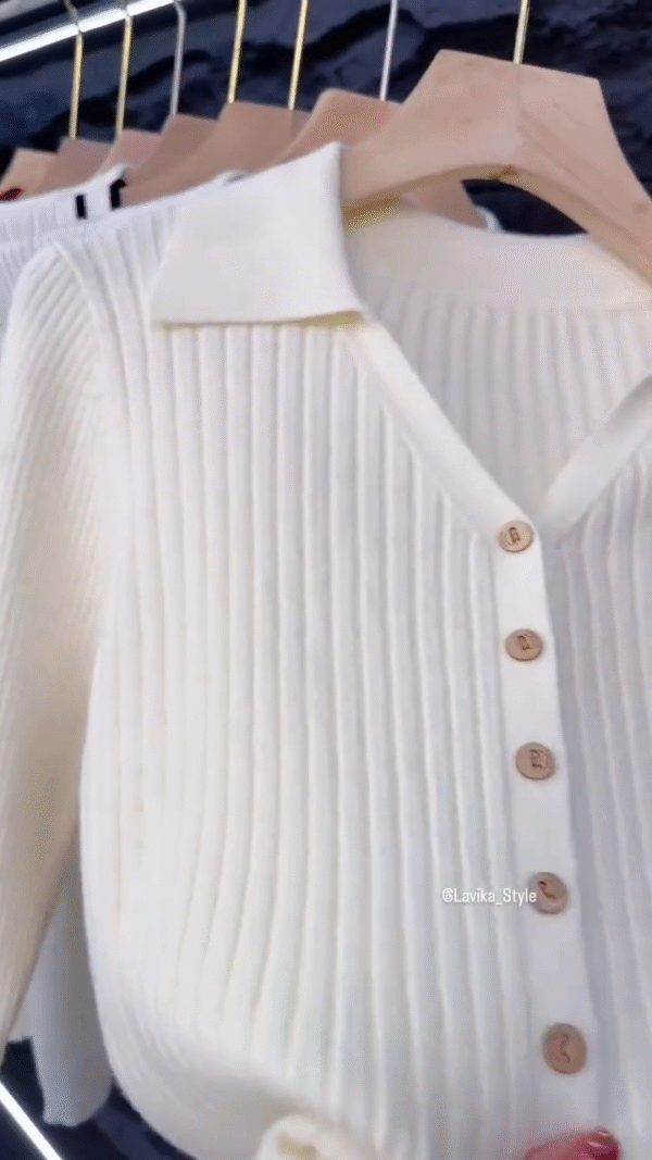Elegant White Ribbed Knit Cardigan with Button Front & Collar – Chic Everyday Wear - Image 3