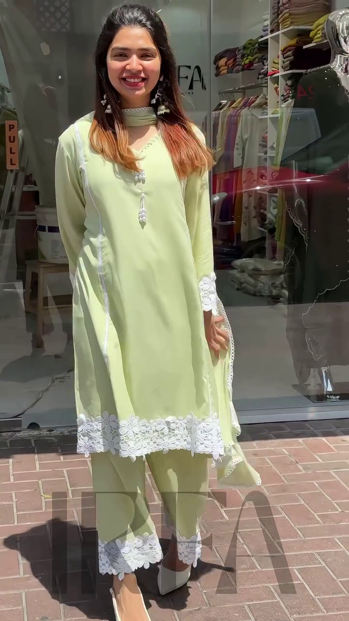 Pastel Green Embroidered 2-Piece Suit with White Lace Detailing – Elegant Ethnic Wear - Image 3