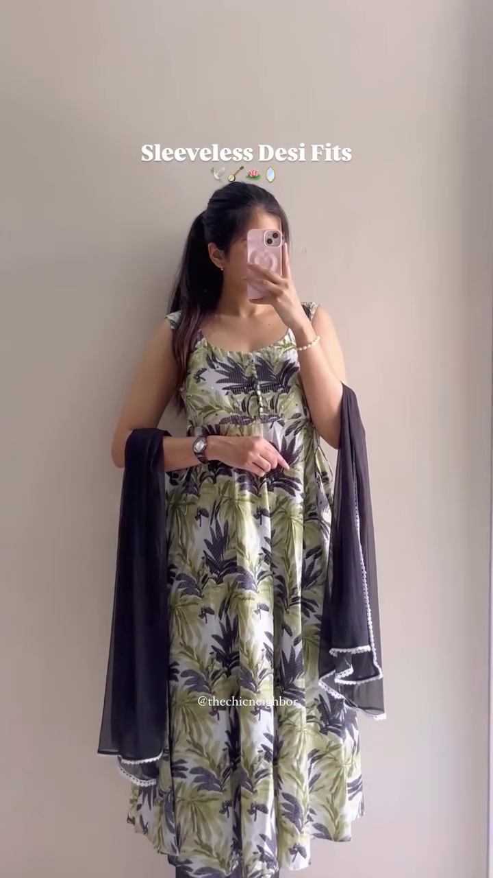 Sleeveless Indigo Block Print Kurta with Dupatta - Image 3