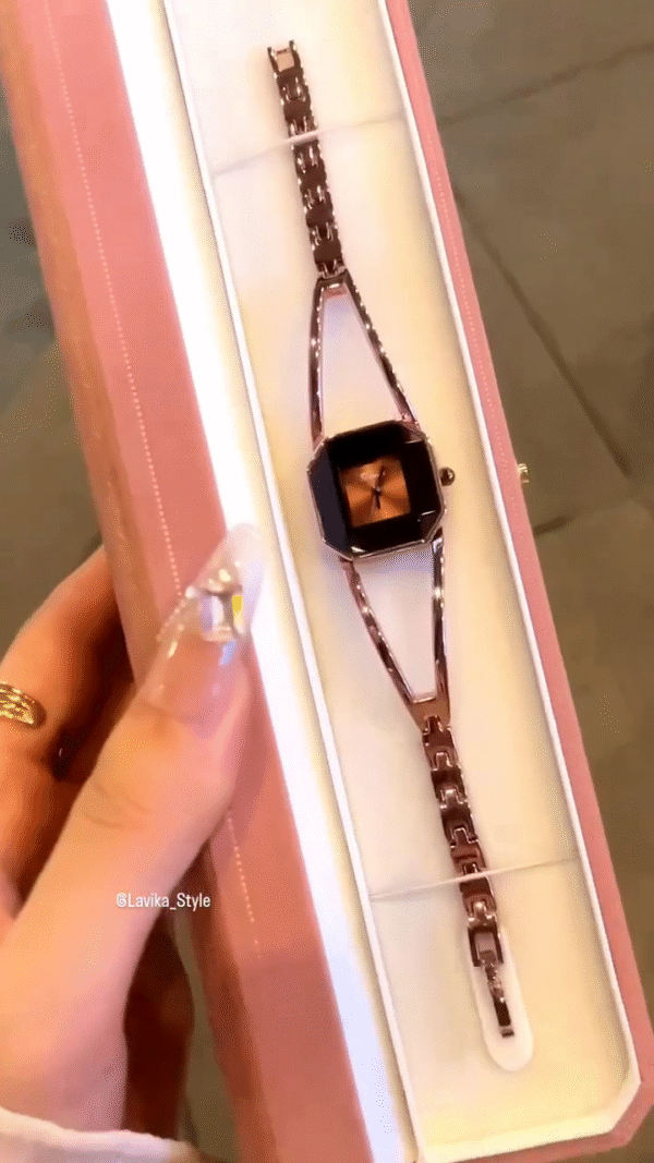 Midnight Rose Square Dial Bracelet Watch – Elegant Women’s Timepiece - Image 5